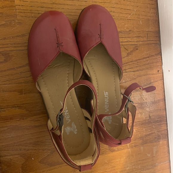 Venus Maryjane Clogs - Picture 2 of 4